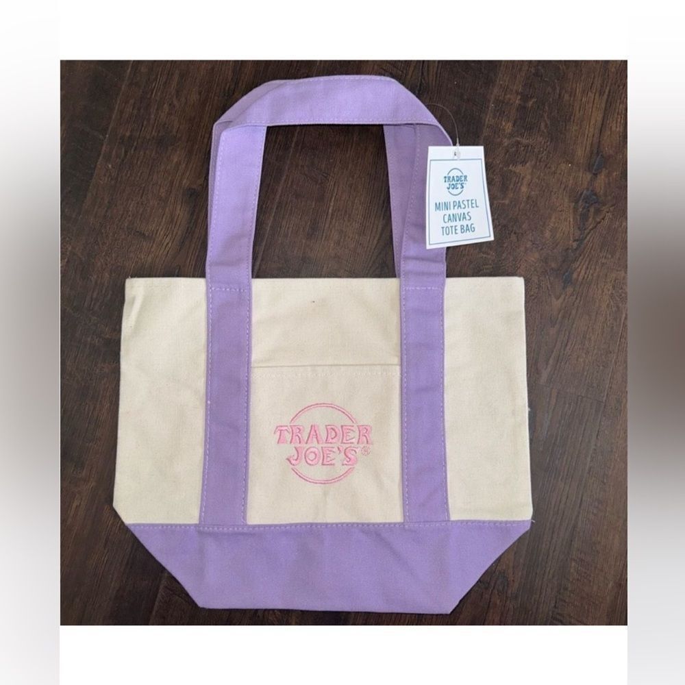 NWT Trader Joe’s mini pastel canvas tote bags lavender and white